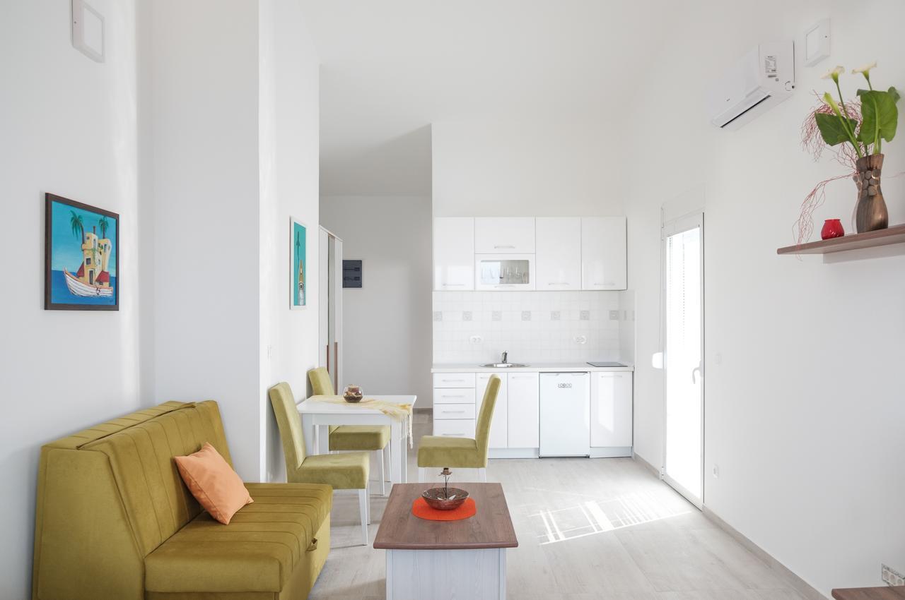 Sunset Apartments อุลซิน ภายนอก รูปภาพ